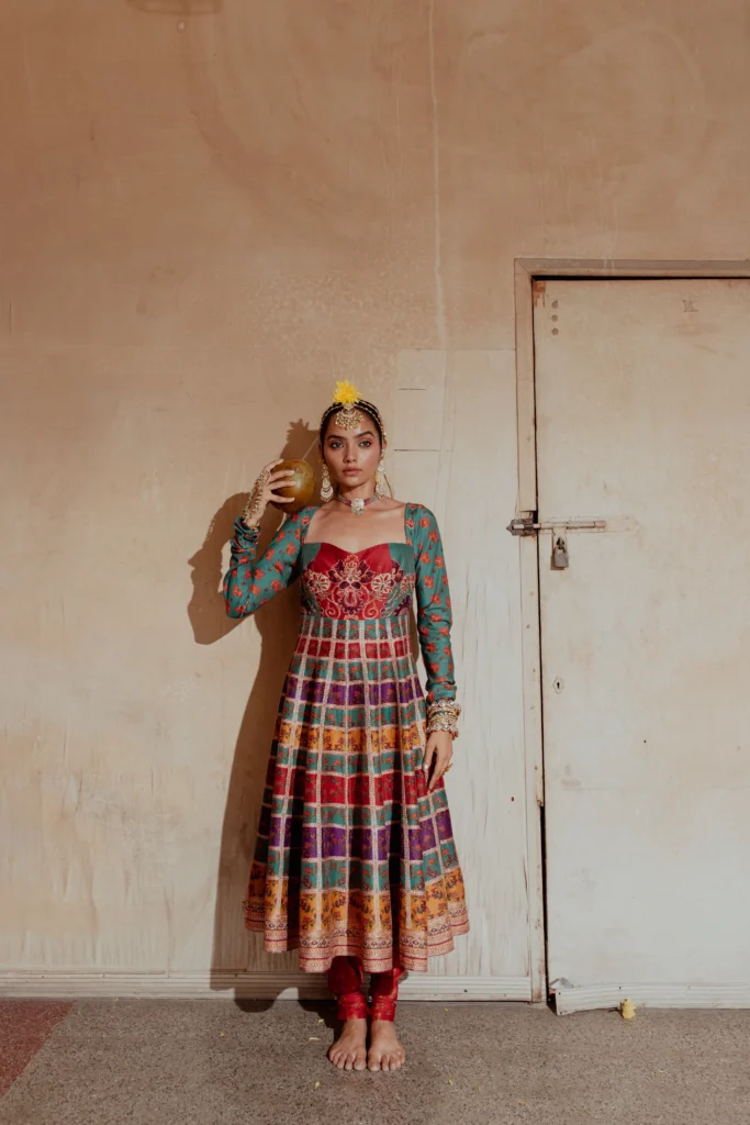 Guldasta Anarkali